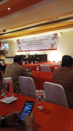 Sekretaris Desa Madenan Menghadiri Rapat